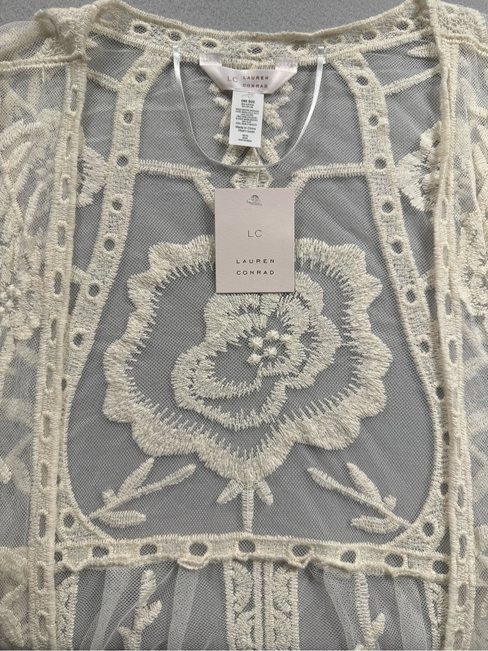 New LC Lauren Conrad One Size Ivory Sheer Embroidered Kimono Romantic Vacation - Picture 3 of 8